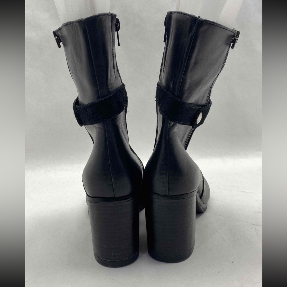 Coach And Four Women's Black Zip Up Leather Women's Boots - Picture 3 of 6